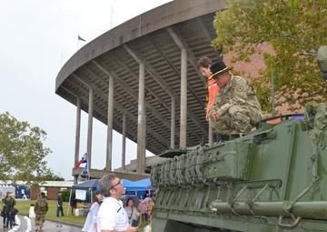 First Team shows off firepower, cavalry spirit at Army-Rice game