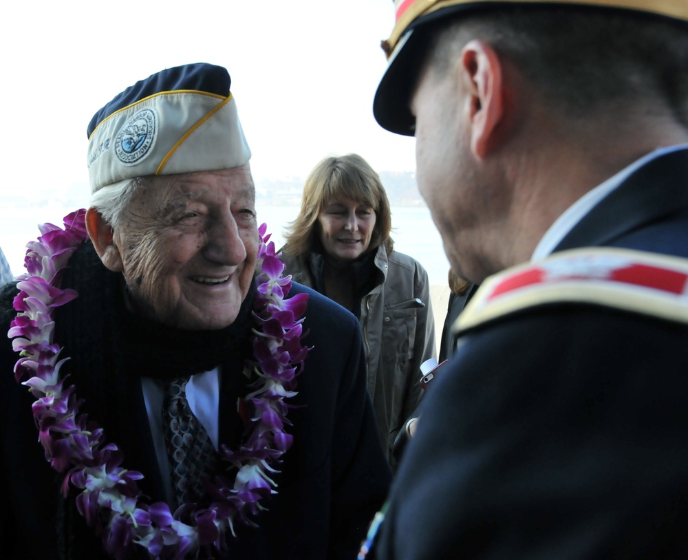 DVIDS Images Pearl Harbor ceremony [Image 5 of 6]