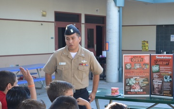 Public health Sailors celebrate Red Ribbon Week with local area elementary school students