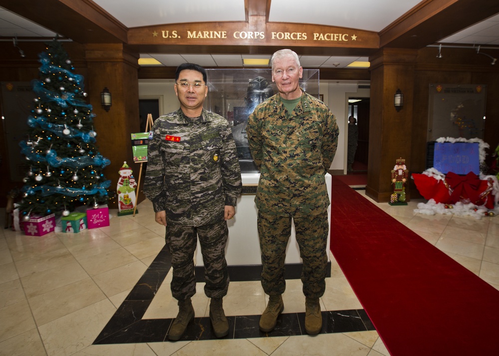 Republic of Korea Marine Corps Commandant visits US Marine Corps Forces, Pacific