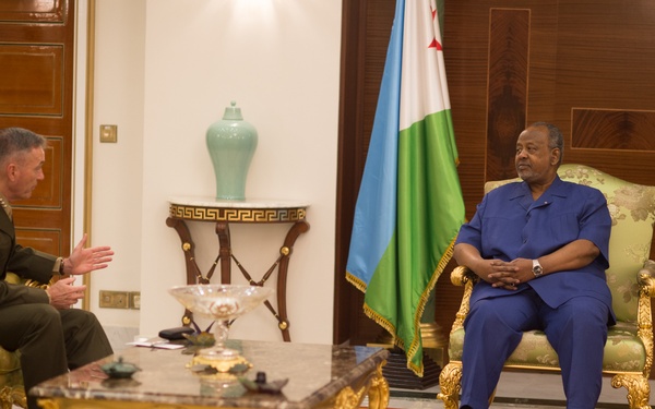 CJCS 2015 holiday troop visit