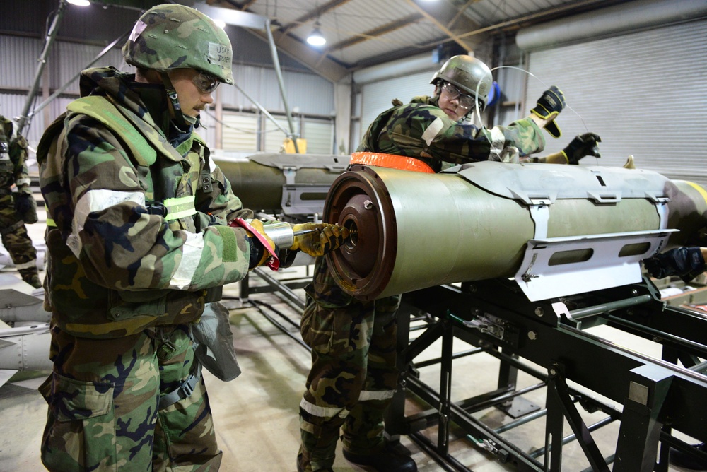 No mission without ammo: MUNS Airmen epitomize fight tonight readiness