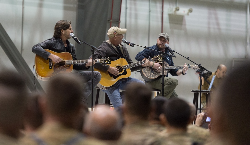 CJCS 2015 Holiday troop visit