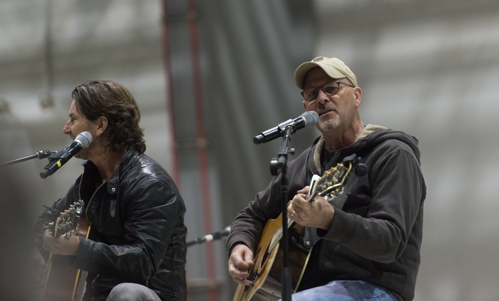 CJCS 2015 Holiday troop visit