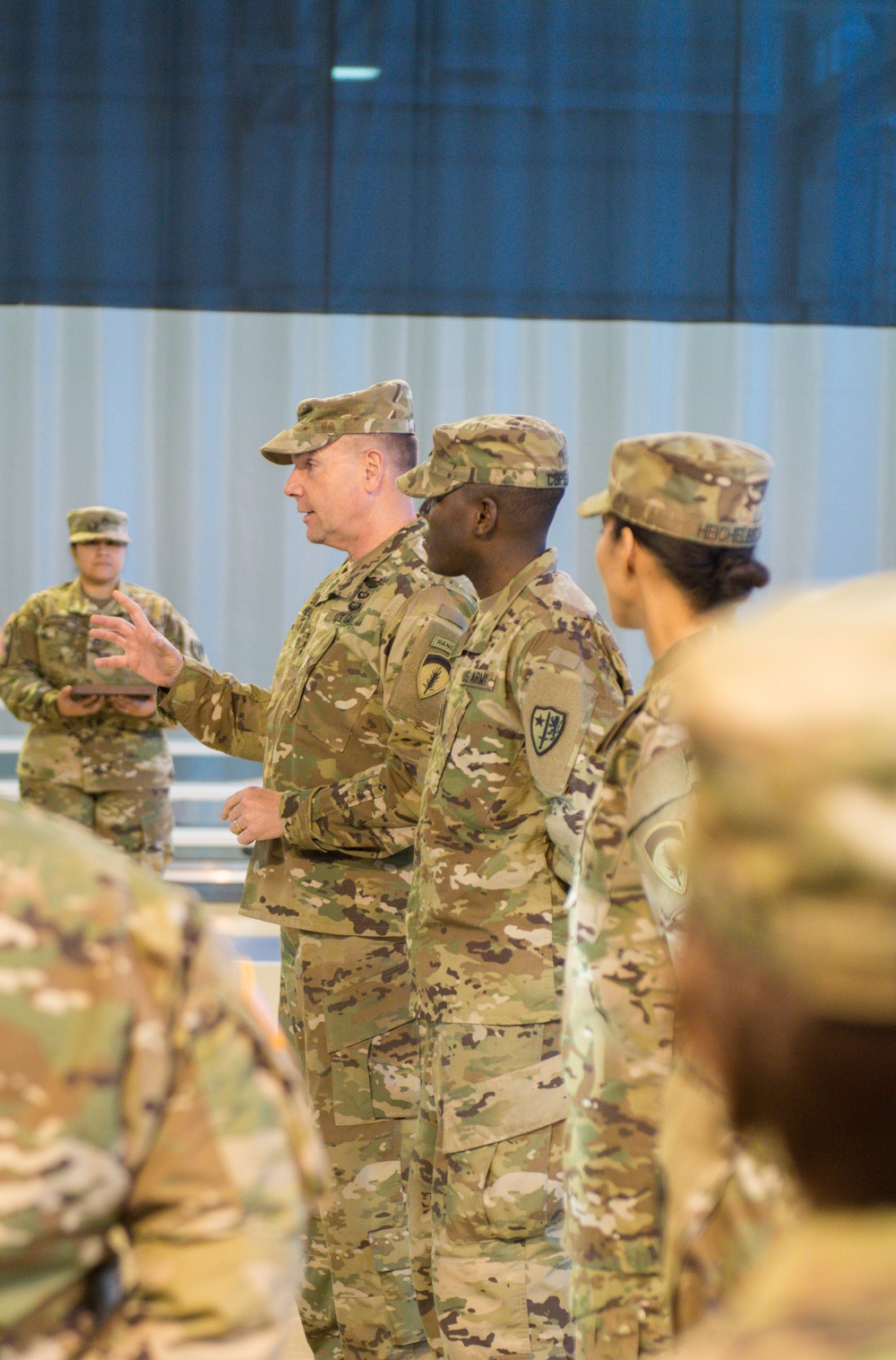 USAREUR CG attends HHC AFNORTH change of responsibility