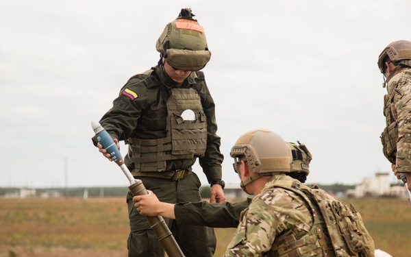 US, Colombian forces conduct mortar training
