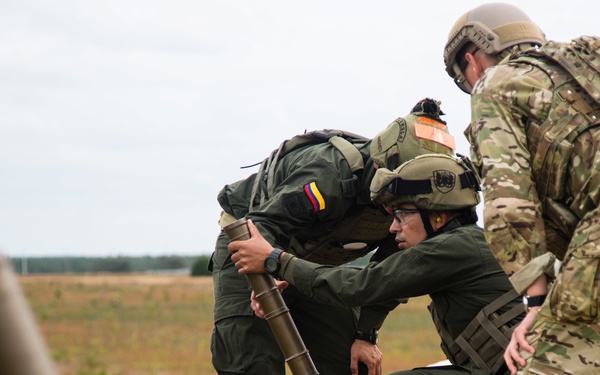 US, Colombian forces conduct mortar training