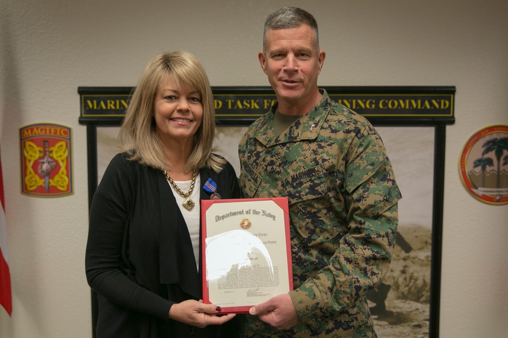 Dvids Images Civilian Receives Award For Meritorious Service Image 2 Of 5 7160