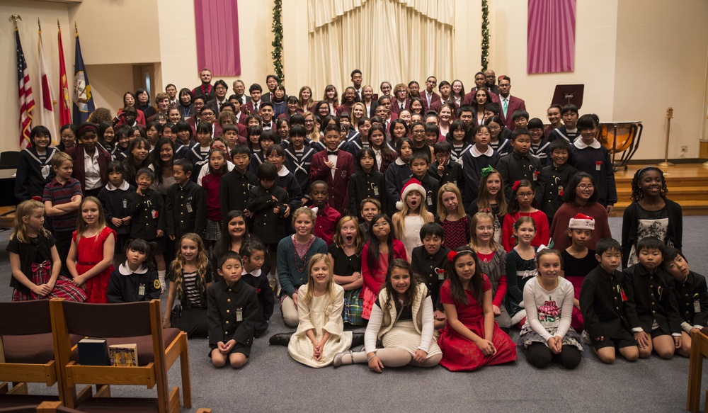 M.C. Perry, Japanese students bring holiday cheer to MCAS Iwakuni