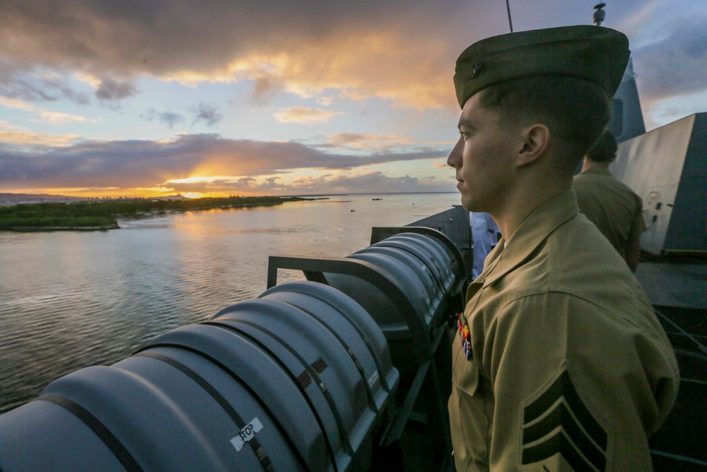 Marines, Sailors man the rails