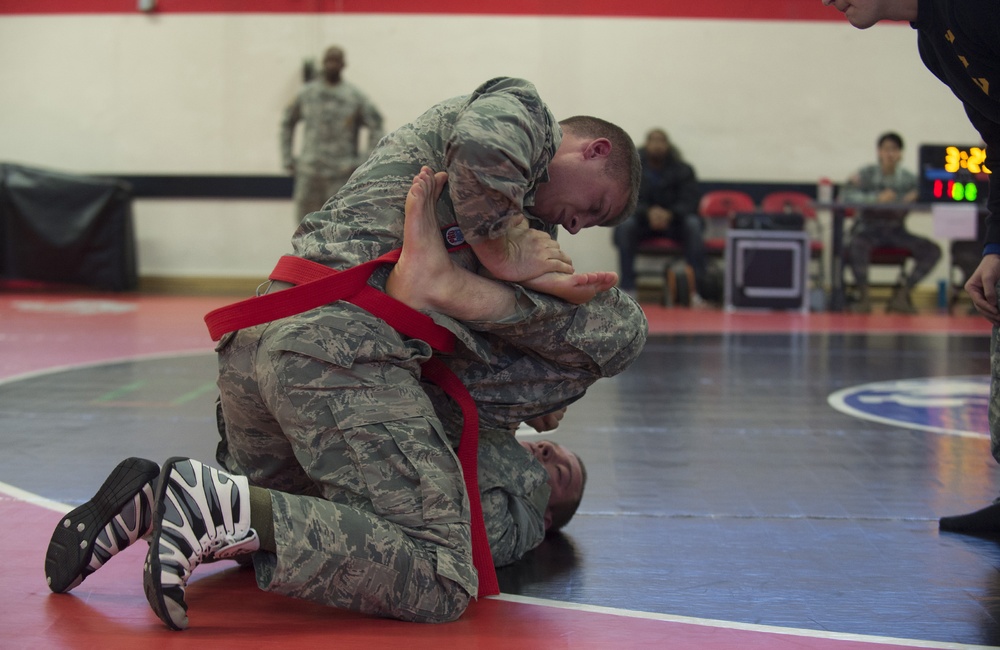 USAF Airmen compete in 7th MSC Combatives Tournament