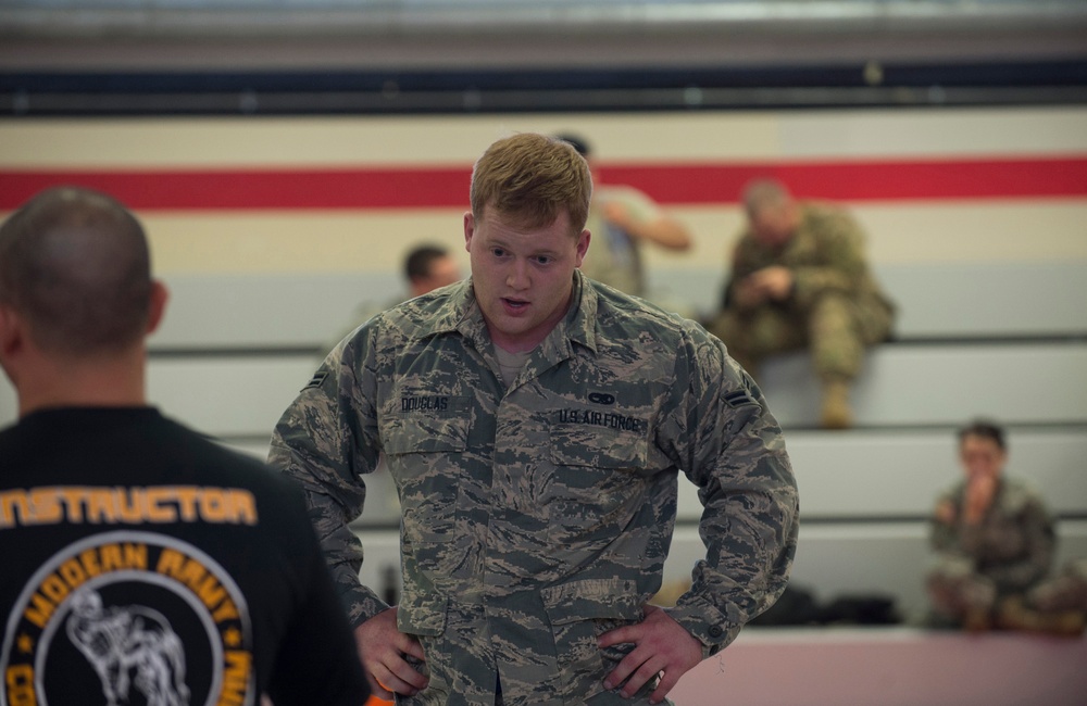 USAF Airmen compete in 7th MSC Combatives Tournament