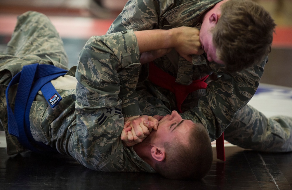 USAF Airmen compete in 7th MSC Combatives Tournament