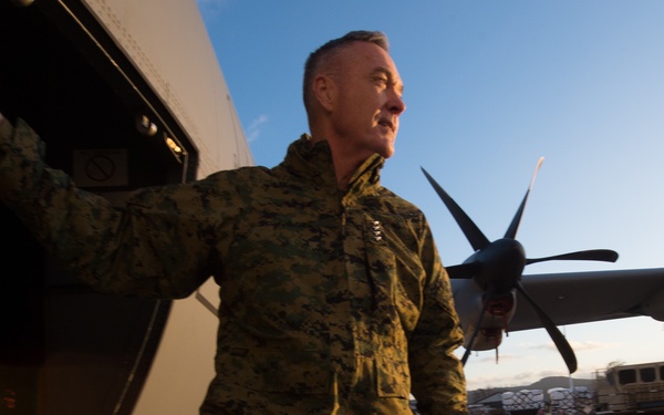 CJCS 2015 holiday troop visit