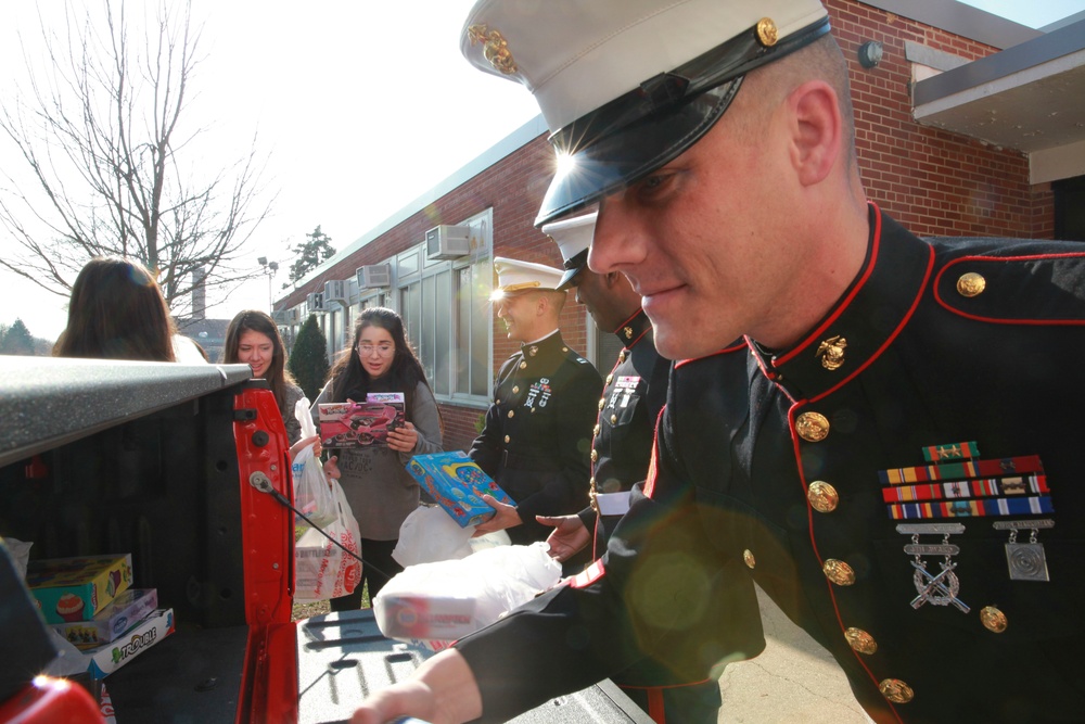 Carry High School students give back