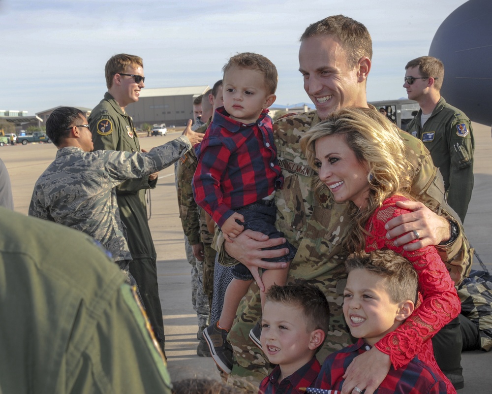 79th RQS and 923rd AMXS return from deployment
