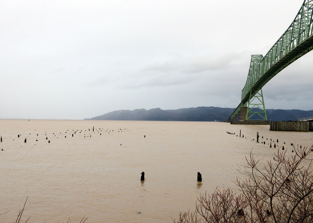 Columbia River storm runoff