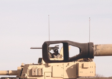 Bullseye: DIVARTY throws a DART