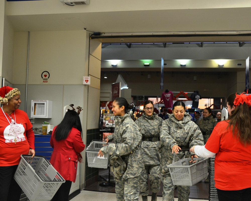 Army &amp; Air Force Exchange Service spreads holiday cheer to basic military training recruits at Lackland