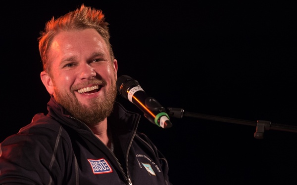 CJCS 2015 holiday troop visit