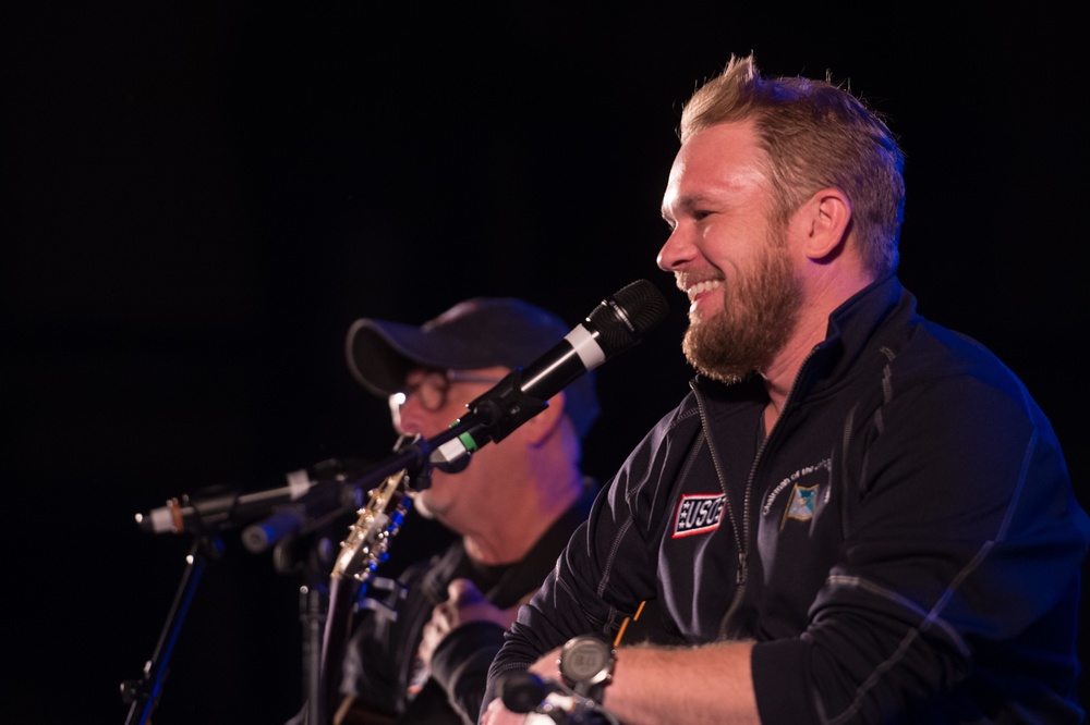 CJCS 2015 holiday troop visit