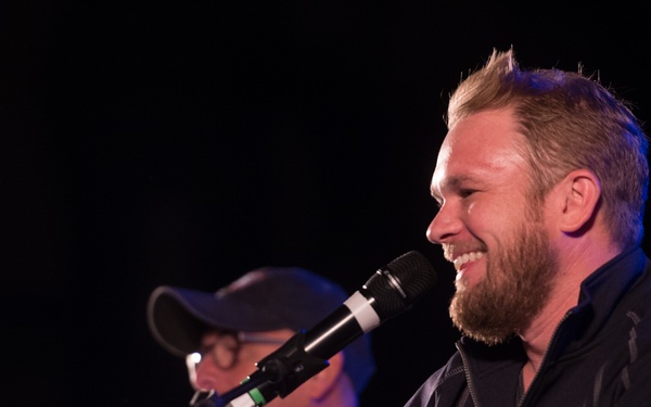 CJCS 2015 holiday troop visit