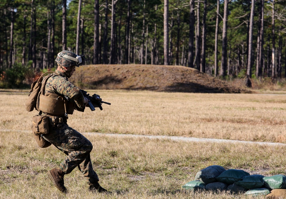 Locate, close with and destroy: 'Teufelhunden' enhances foundation on infantry skills