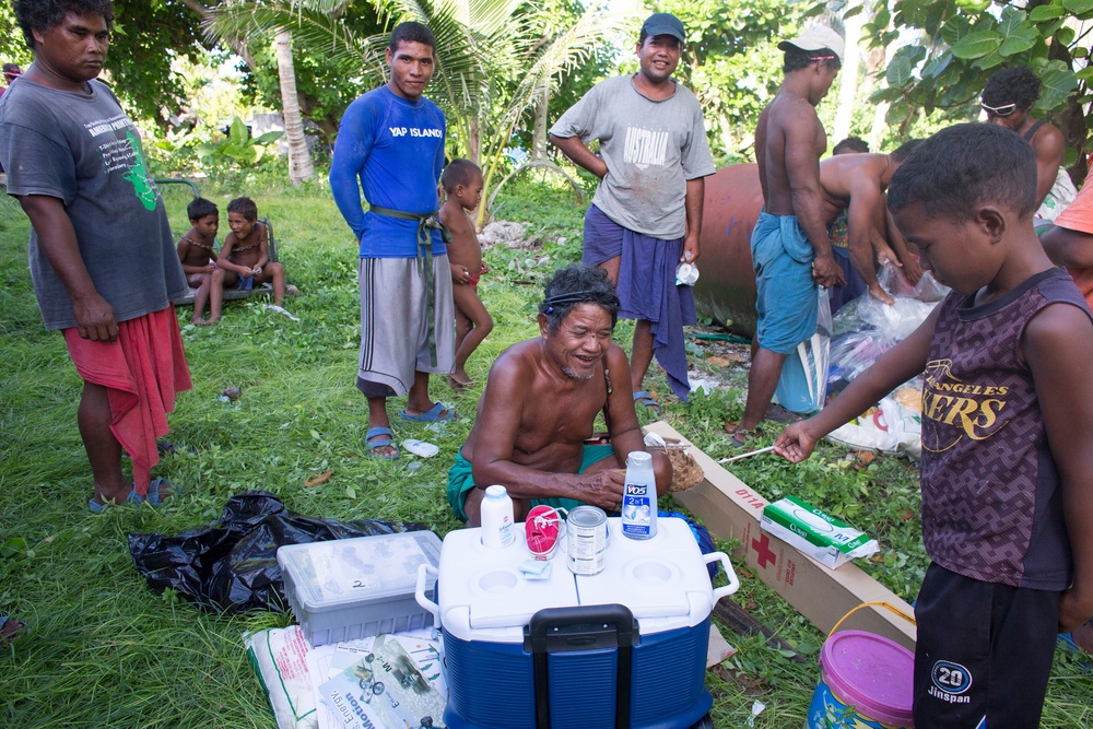 Air Force delivers hope and goodwill to Fais Island