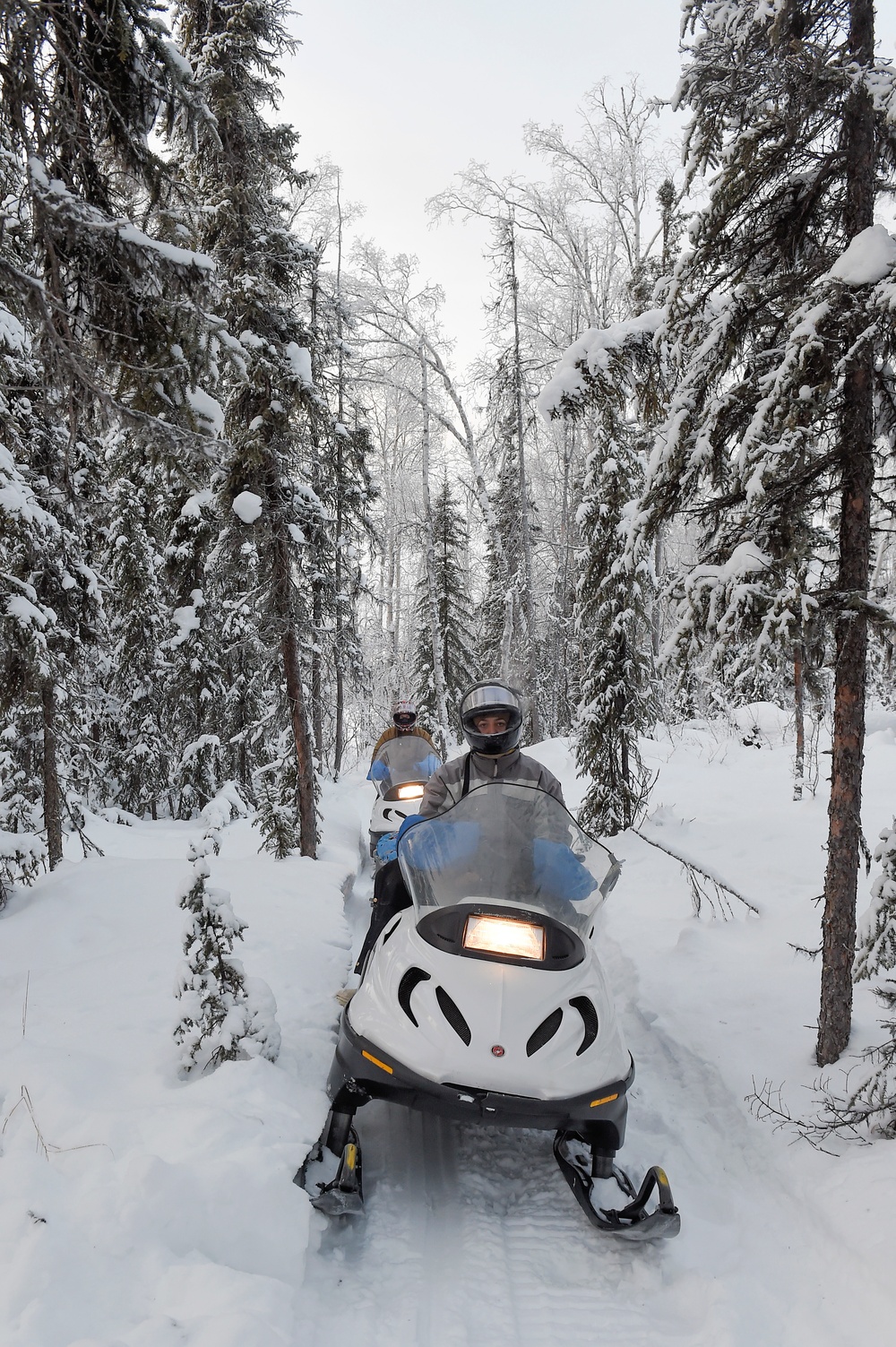 Marines deliver toys to Alaskan children