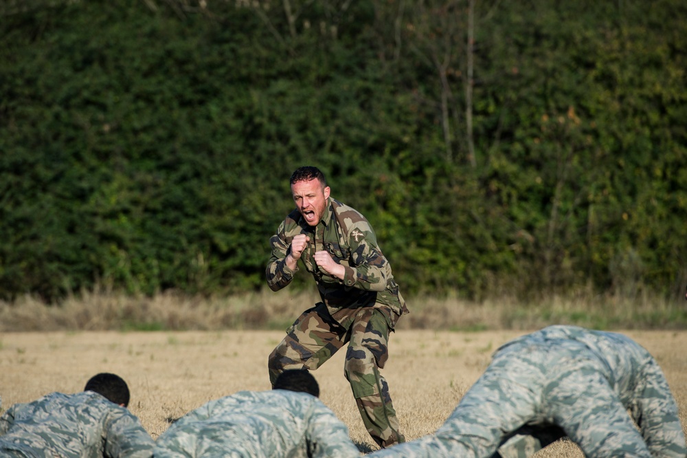 French commandos teach SFS combatives