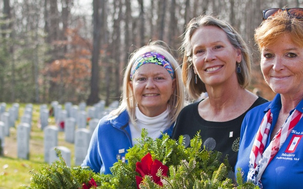 Wreaths Across America unites young and old at Quantico