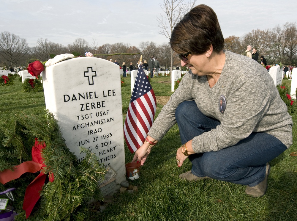 Gone but not forgotten: Wreaths honor those who gave all