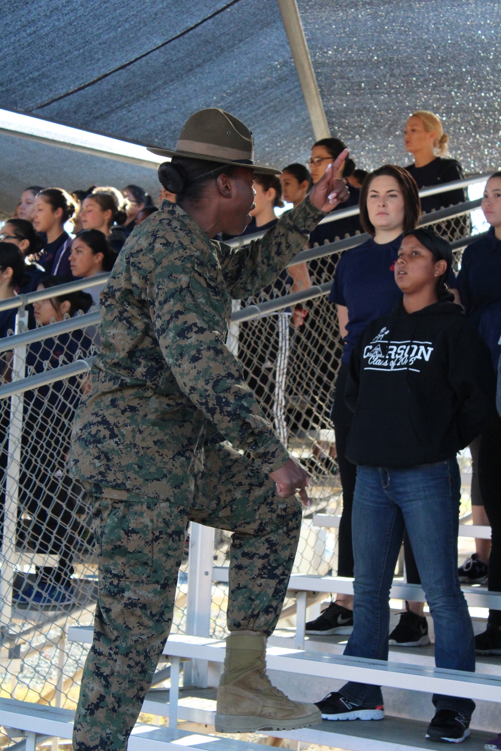 Marine drill instructors, recruiters build esprit de corps with enlistees