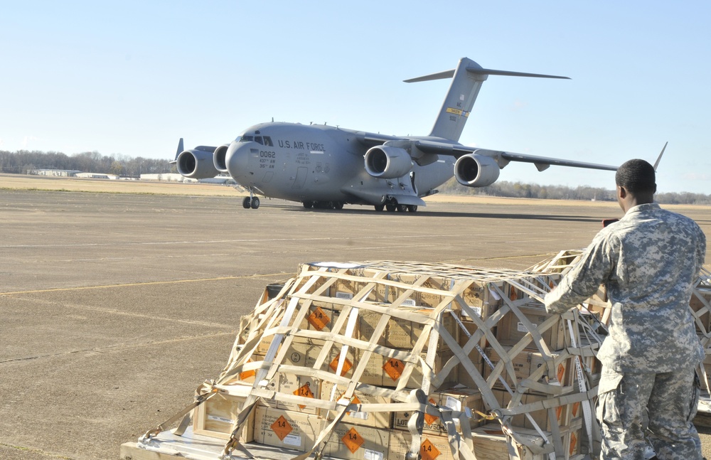 Mississippi National Guard Special Forces Soldiers deploy to Southwest Asia from historic airfield