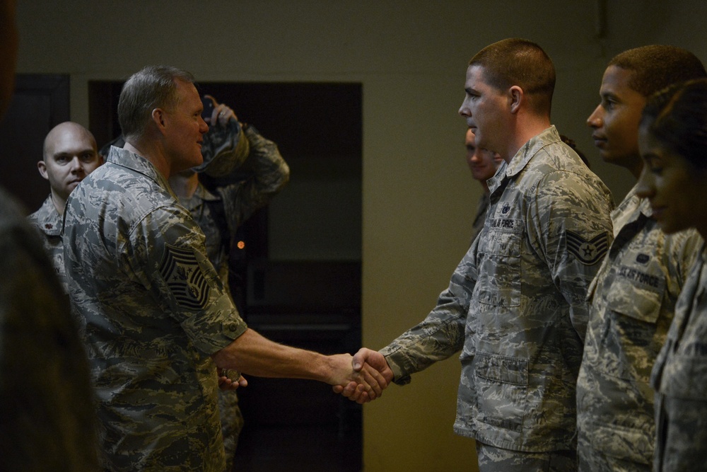 Morón Airmen welcome, engage with senior Air Force leaders