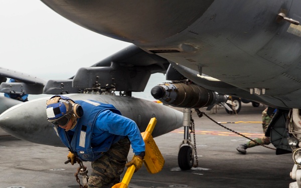USS Kearsarge (LHD 3) operations