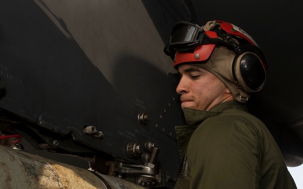 USS Kearsarge (LHD 3) operations