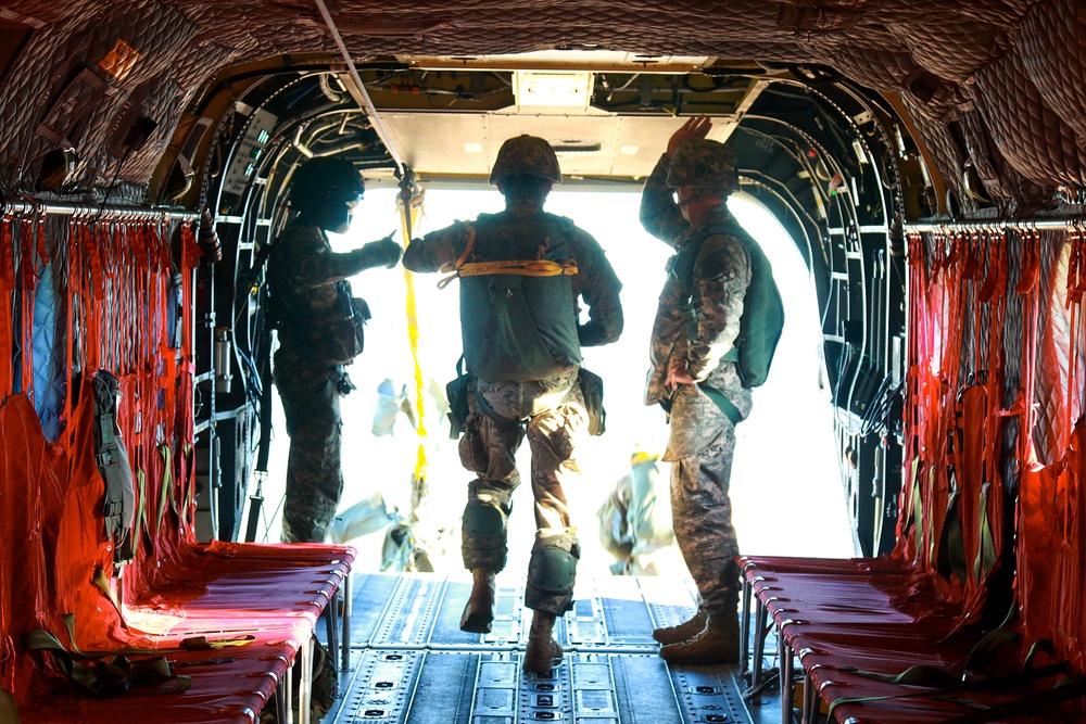 CH-47 Chinook airborne jump