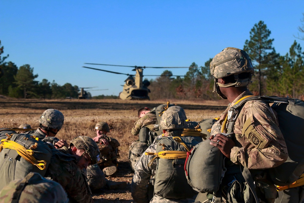 CH-47 Chinook airborne jump