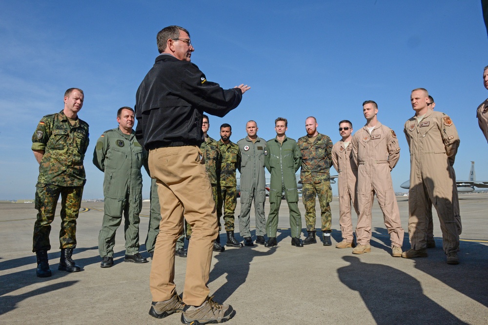 Secretary of defense spoke with with coalition troops on Incirlik Air Base, Turkey
