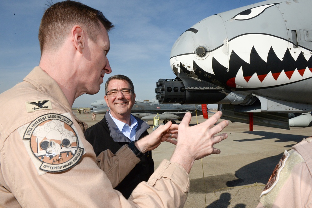 Secretary of defense meet, thank US and coalition troops at Incirlik Air Base, Turkey