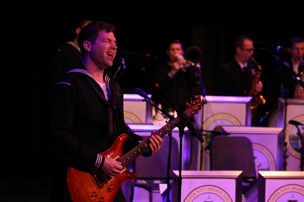 Navy Band Northwest Holiday Concert