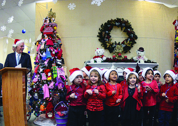 Governor kicks off Holiday Helper program