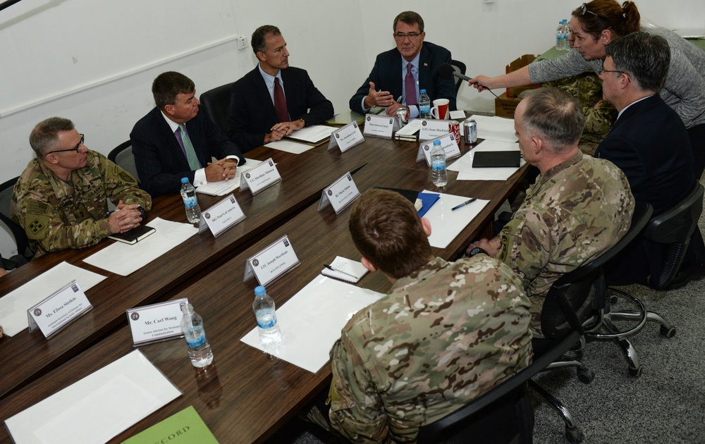 Secretary of defense meets with military leaders