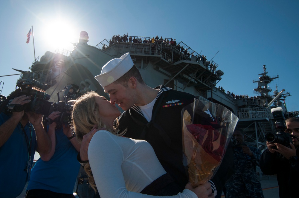 USS Essex operations