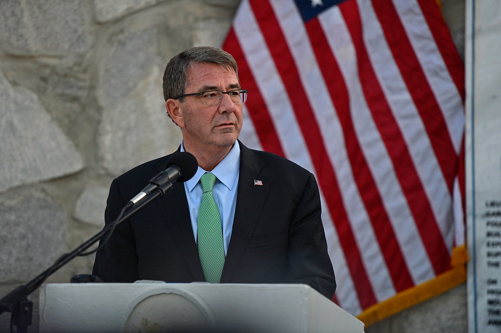 US Defense Secretary Ash Carter visits Forward Operating Base Fenty – Jalalabad, Afghanistan