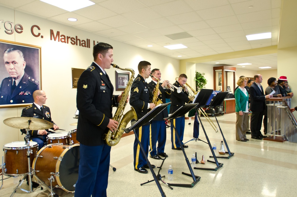 USARC Tree Lighting Ceremony and Holiday Open House