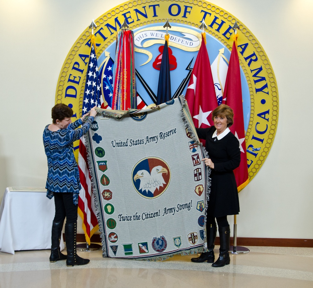 USARC Tree Lighting Ceremony and Holiday Open House