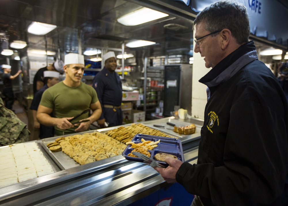 Secretary of defense visits USS Kearsarge