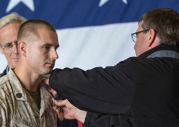 Secretary of defense visits USS Kearsarge